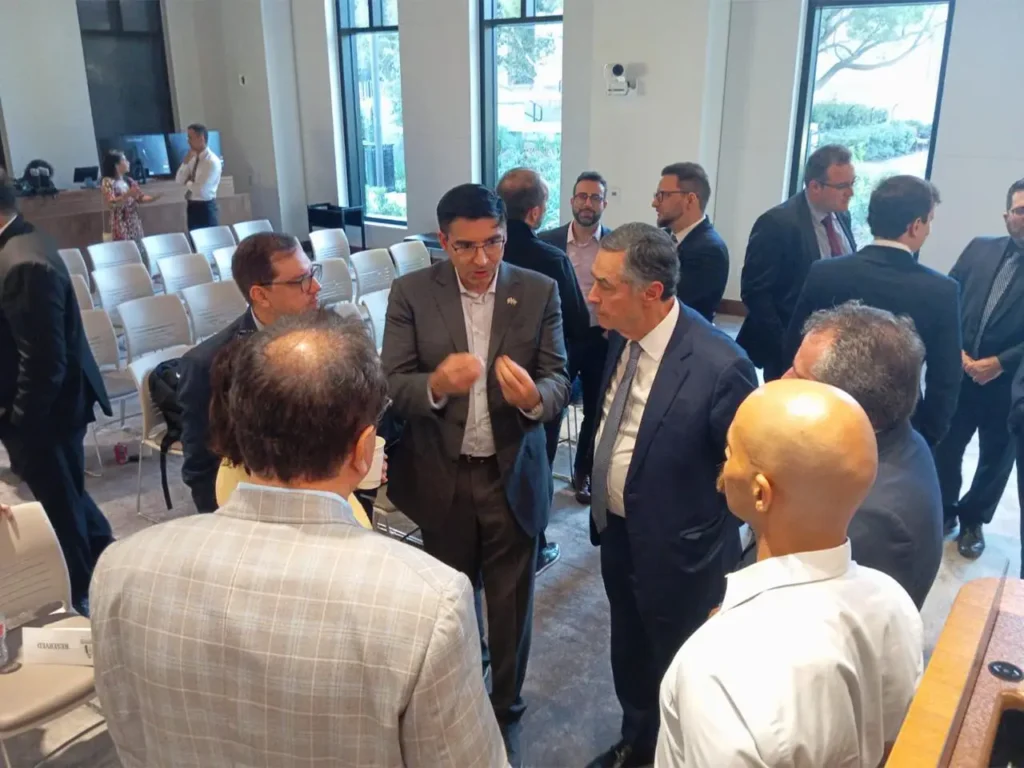 Ricardo Simões - Fernando Palomone – Ministro Luís Roberto Barroso – Fabricio Patriani